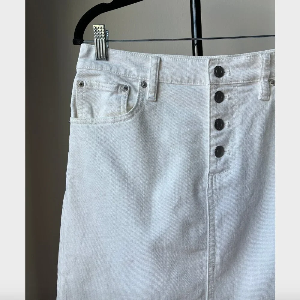J. Crew White Button-Front Denim Skirt - Size 28